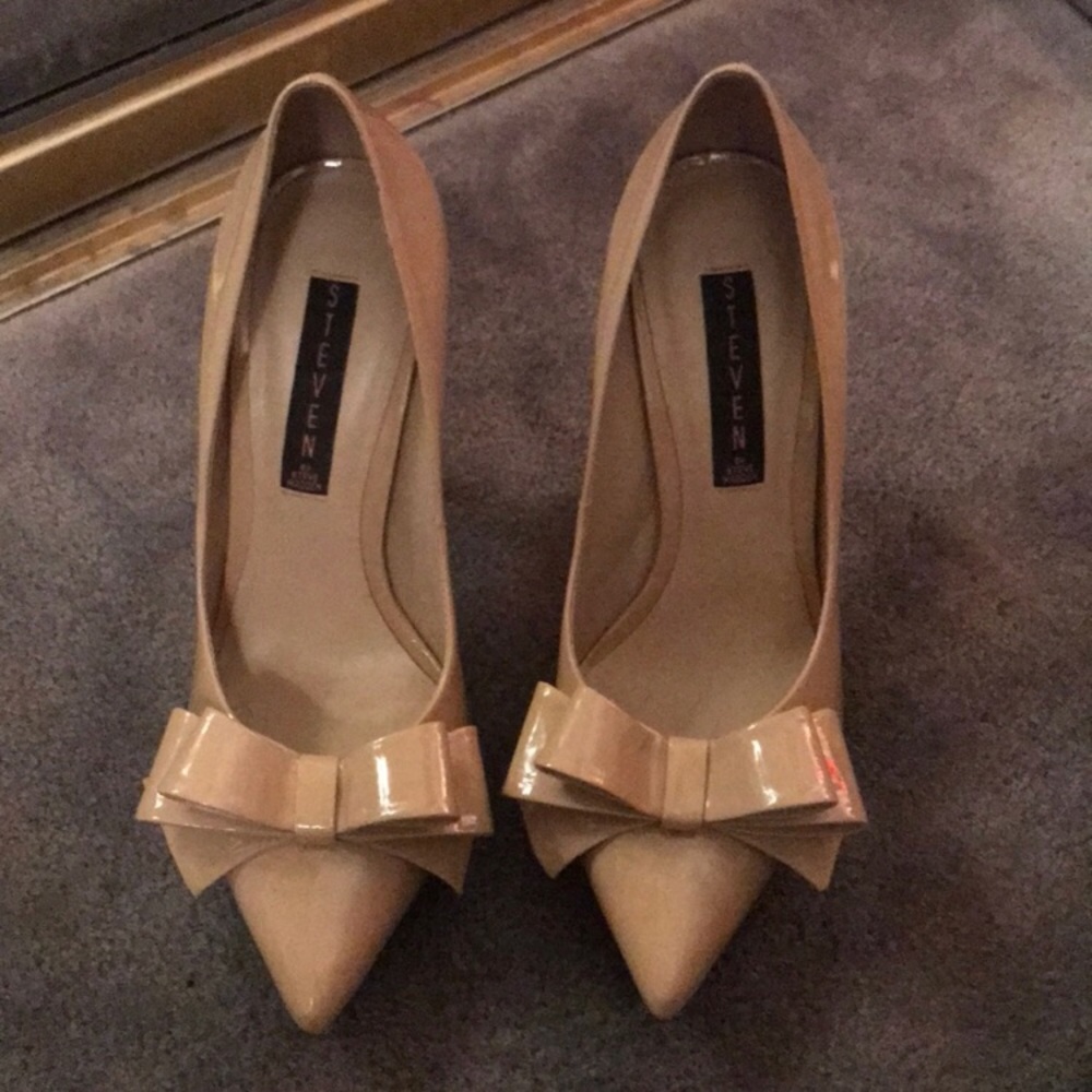 Steven by Steve Madden Nude Heels